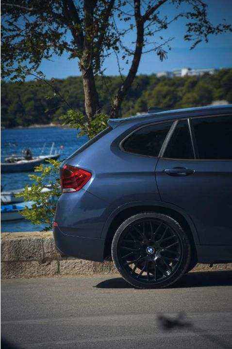 Compact car weekend deal